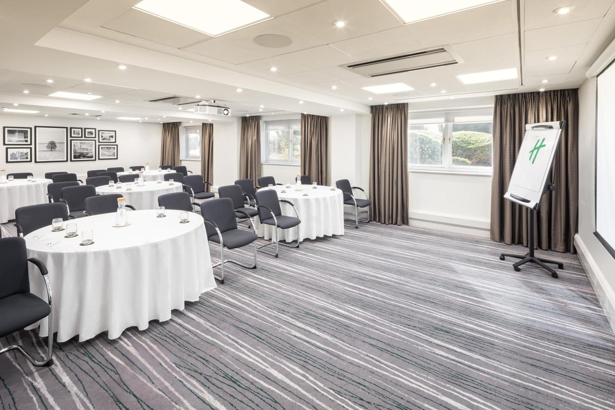 Holiday Inn Hemel Hempstead M1, Jct. 8 By Ihg Exterior photo