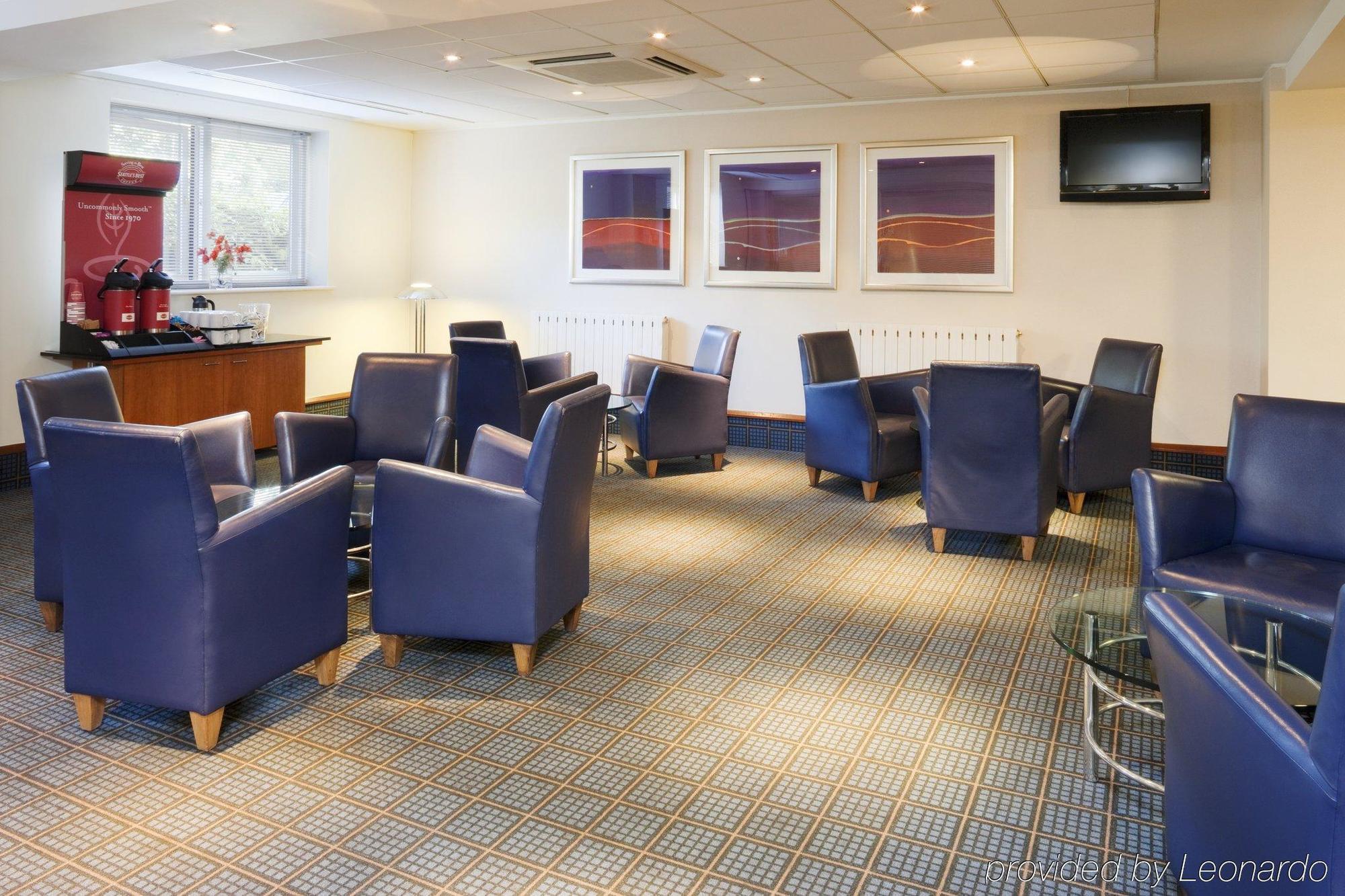 Holiday Inn Hemel Hempstead M1, Jct. 8 By Ihg Restaurant photo
